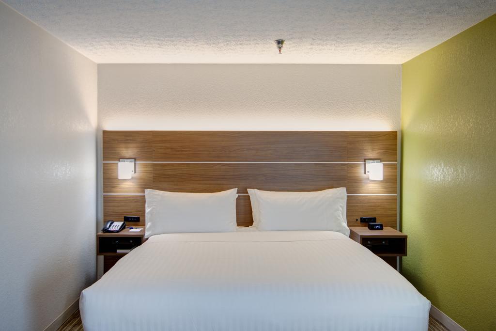 Holiday Inn Express Columbus South - Obetz, An Ihg Hotel Екстериор снимка